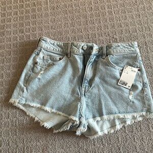 H&M SHORTS size 6